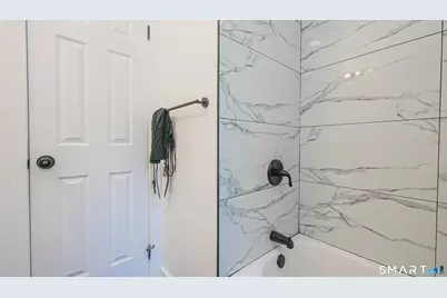 36 Benson Drive, Danbury, CT 06810 - Photo 16