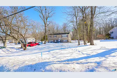 36 Benson Drive, Danbury, CT 06810 - Photo 2
