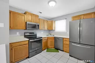 1011 Twin Circle Dr, South Windsor, CT 06074 - Photo 18