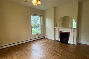 227 Broadway, Norwich, CT 06360 - Photo 4