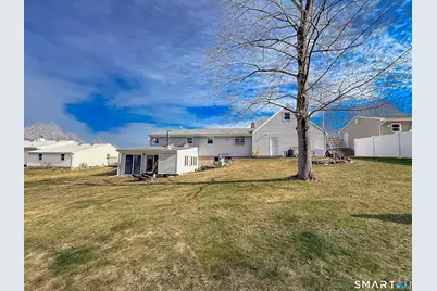 27 Londonderry Drive, Wallingford, CT 06492 - Photo 16