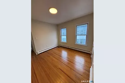 2395 Main Street, Bridgeport, CT 06606 - Photo 12