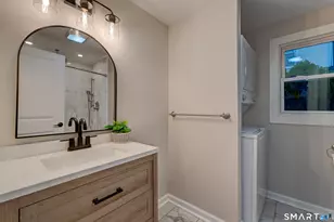 327 Concord St, New Haven, CT 06512 - Photo 6