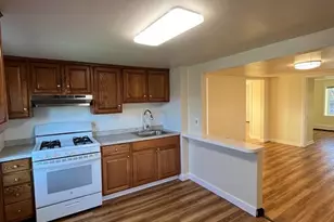 6 Pleasant St, Norwalk, CT 06855 - Photo 2