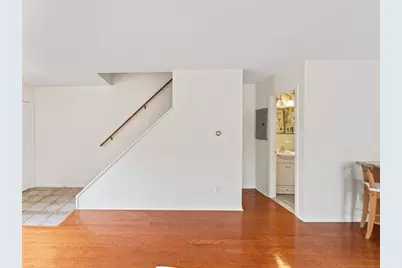 120 Wooster Street #APT V, New Haven, CT 06511 - Photo 6