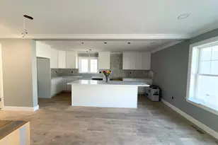 420 Greenwood St, Bridgeport, CT 06606 - Photo 4