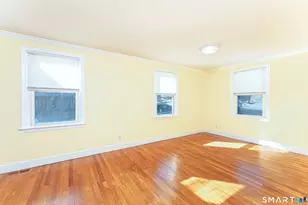 438 Atwood Ave, Waterbury, CT 06705 - Photo 14