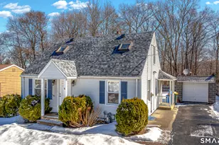 438 Atwood Ave, Waterbury, CT 06705 - Photo 2