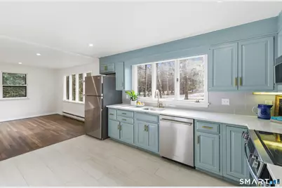 6 Heritage Lane, Simsbury, CT 06070 - Photo 8