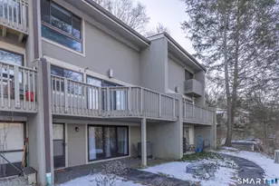 13 Clubhouse Dr, Woodbury, CT 06798 - Photo 2