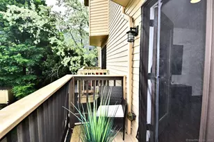 178 Flax Hill Rd, Norwalk, CT 06854 - Photo 16