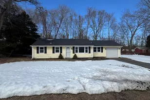 12 Nutmeg Dr, Clinton, CT 06413 - Photo 2