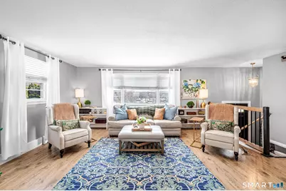 9 Hale Road, Enfield, CT 06082 - Photo 2