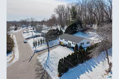 9 Hale Road, Enfield, CT 06082 - Photo 32