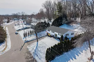 9 Hale Rd, Enfield, CT 06082 - Photo 32