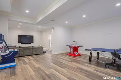 7 Indian Head Road, Greenwich, CT 06878 - Photo 2