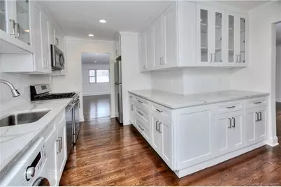 245 Unquowa Road #APT 130, Fairfield, CT 06824 - Photo 1