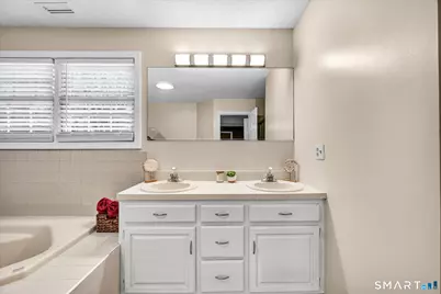 11 Kazersky Drive, Wallingford, CT 06492 - Photo 26