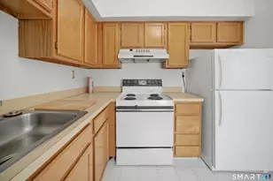 176 Candlewood Dr, South Windsor, CT 06074 - Photo 18