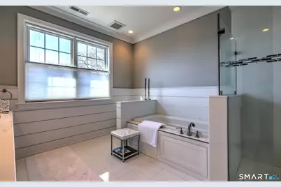 30 Narrow Street, Fairfield, CT 06824 - Photo 28