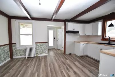 31 Mountain Street, Vernon, CT 06066 - Photo 6