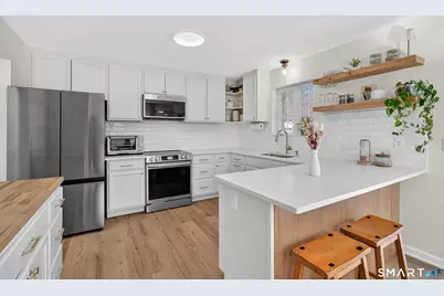 19 Running Brook Drive, Waterbury, CT 06704 - Photo 14