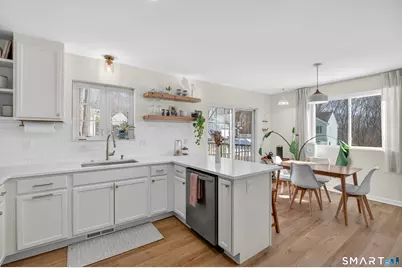 19 Running Brook Drive, Waterbury, CT 06704 - Photo 12