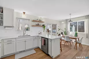 19 Running Brook Dr, Waterbury, CT 06704 - Photo 12