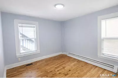 35 Saltonstall Avenue, New Haven, CT 06513 - Photo 6