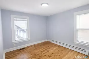 35 Saltonstall Ave, New Haven, CT 06513 - Photo 6