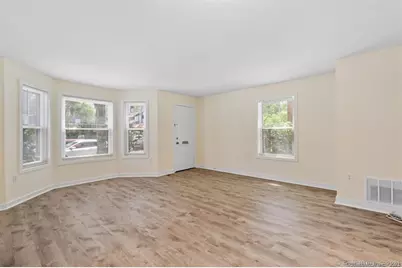 86 Howe Street #A, New Haven, CT 06511 - Photo 2