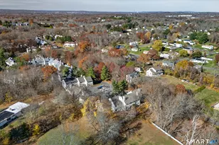 30 Larkspur Dr, Cromwell, CT 06416 - Photo 32