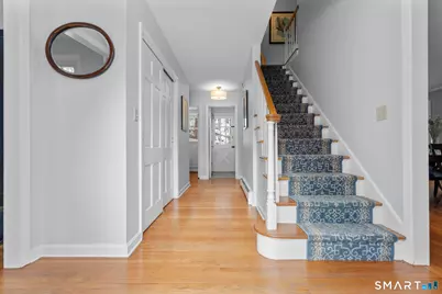 11 Bishop Drive, Woodbridge, CT 06525 - Photo 4