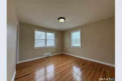 56 Sidney Street, Bridgeport, CT 06606 - Photo 6