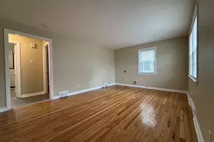 56 Sidney St, Bridgeport, CT 06606 - Photo 4