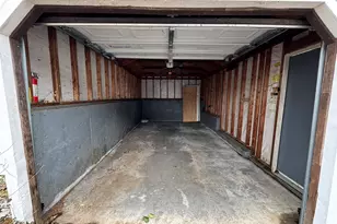 56 Sidney St, Bridgeport, CT 06606 - Photo 12