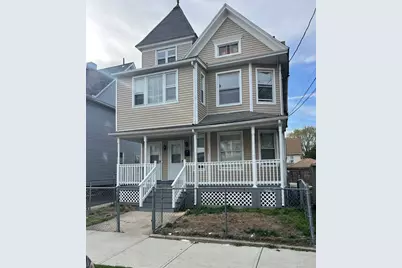 32 Hazelwood Avenue #1st floor, Bridgeport, CT 06605 - Photo 1