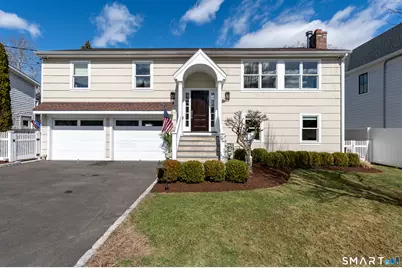 22 Auldwood Road, Stamford, CT 06902 - Photo 2