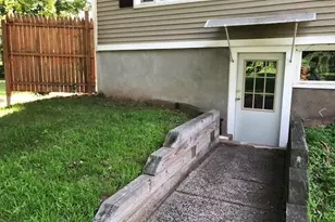 539 Maple Ave, Cheshire, CT 06410 - Photo 10