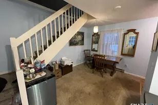 11 S Cove Rd, Danbury, CT 06811 - Photo 2