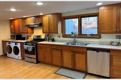 101 Boston Post Road, Guilford, CT 06437 - Photo 6