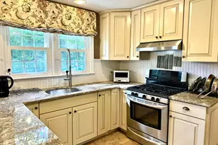 330 Ridge Rd, Hamden, CT 06517 - Photo 6