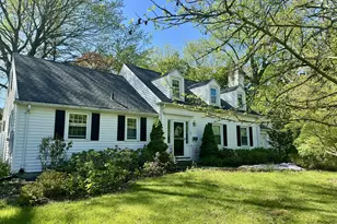 330 Ridge Rd, Hamden, CT 06517 - Photo 1