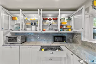 58 Chapman Ave, Westbrook, CT 06498 - Photo 8