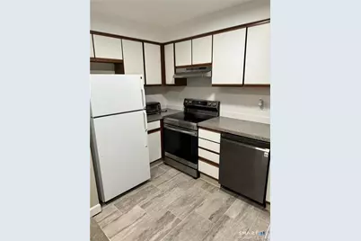 422 Emmett Street #APT E, Bristol, CT 06010 - Photo 6