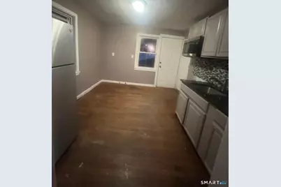 30 Wake Street, Bridgeport, CT 06610 - Photo 2