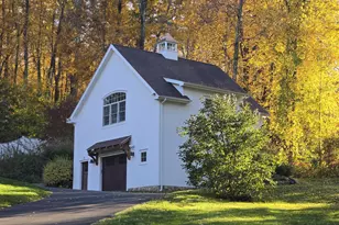 42 Topstone Rd, Redding, CT 06896 - Photo 2