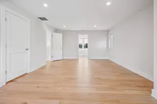 239 Henry St, Stamford, CT 06902 - Photo 18