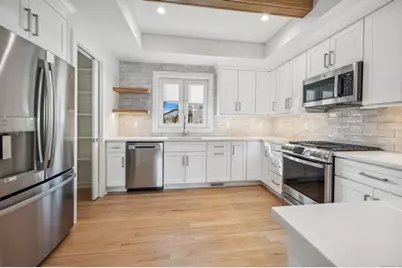 239 Henry Street #3, Stamford, CT 06902 - Photo 6