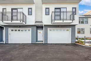 239 Henry St, Stamford, CT 06902 - Photo 4